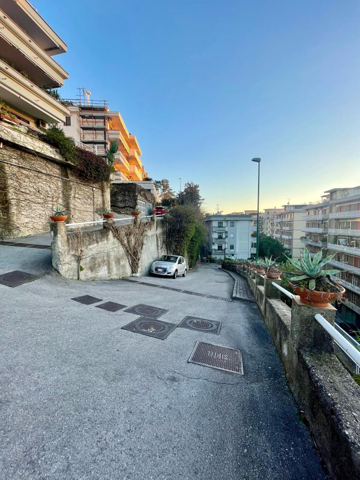 Donna Filomena Casa Vacanza Park Bougainville Salerno Exteriör bild