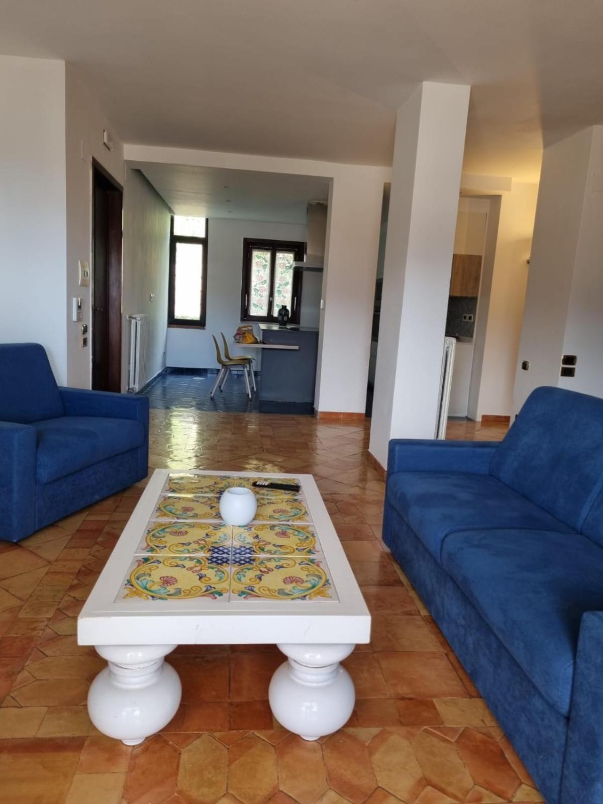 Donna Filomena Casa Vacanza Park Bougainville Salerno Exteriör bild